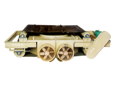 RCDC、RCDF-T系列超強(qiáng)冷風(fēng)自卸式電磁除鐵器